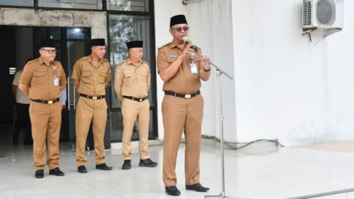 Bupati-Oskar-Manoppo-pimpin-apel-ASN-Boltim